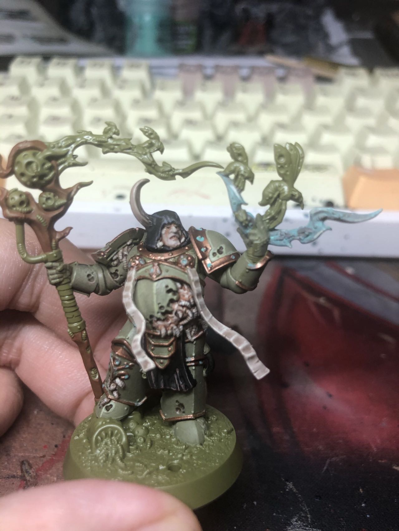 混沌四神，我选纳垢